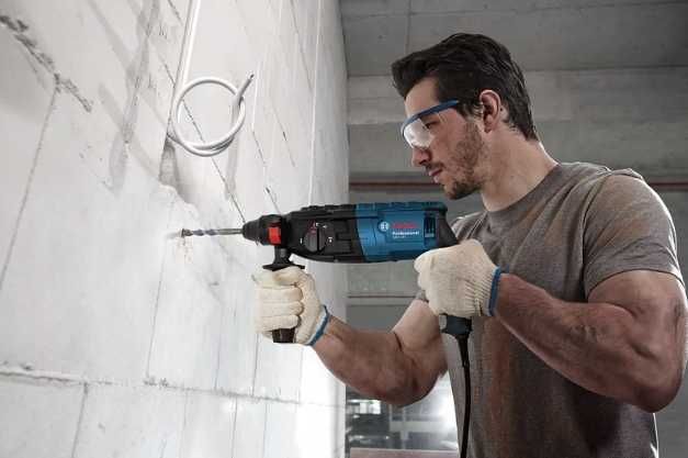 BOSCH GBH 240 Młotowiertarka do betonu SDS-PLUS 790W 2,7 J wynajem