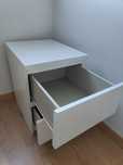Mesa de cabeceira IKEA MALM