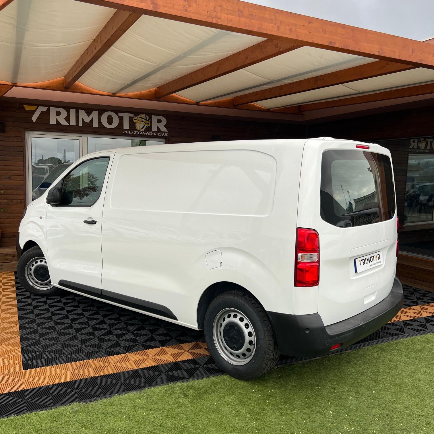Peugeot Expert 2.0 HDI Automática