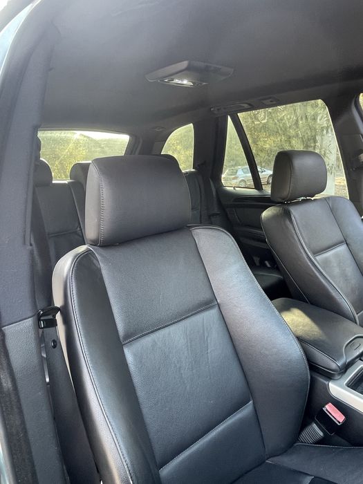 BMW X5 4.4i V8 – Luxo, Potência e Conforto!