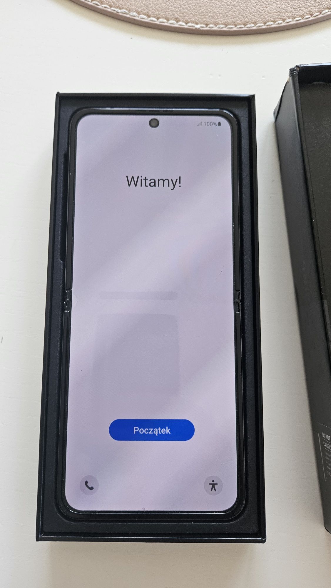 Samsung Galaxy Flip4 256GB + etui gratis