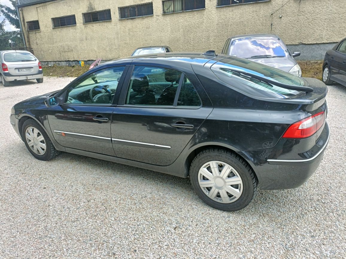 Ładna  Reno laguna ll ekonomiczny diselek w dobrym stanie
