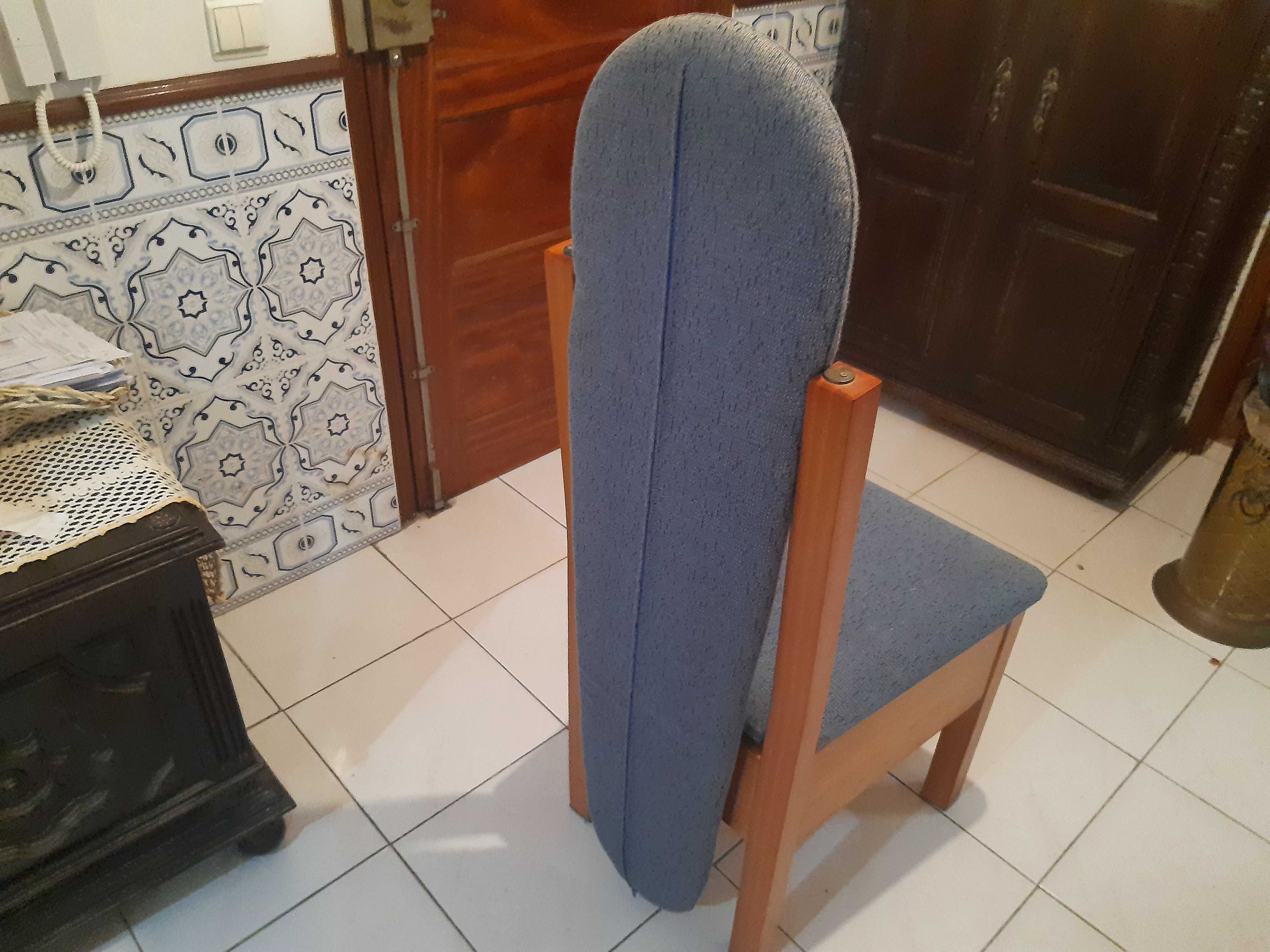 Cadeira tabua de passar a ferro, nunca usada
