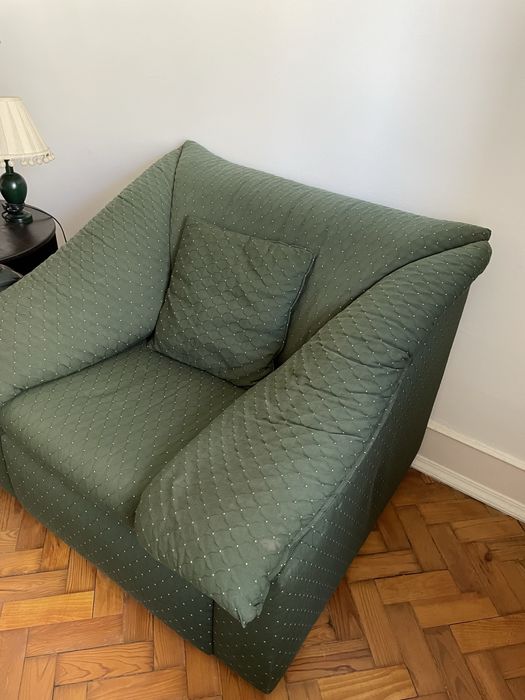 Vendo sofá 1 lugar verde com padrão