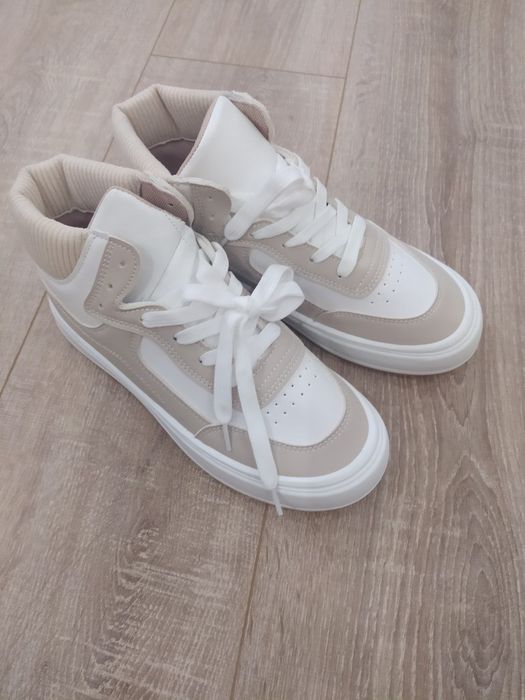 Кросівки хайтопи нові