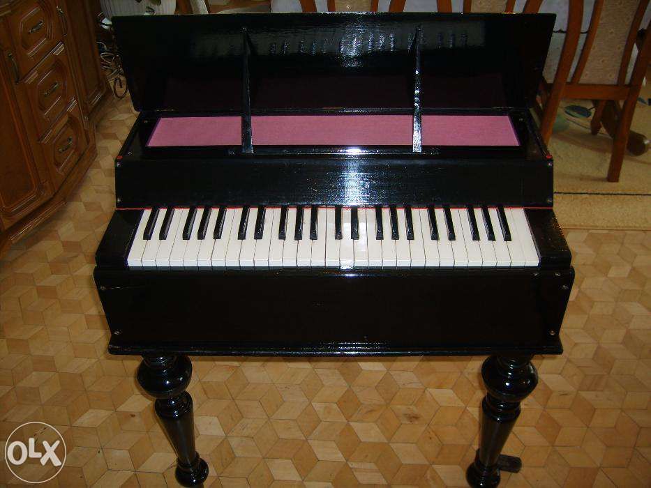 Mały lekki fortepian z ok. 1900 roku - SPRZEDAM