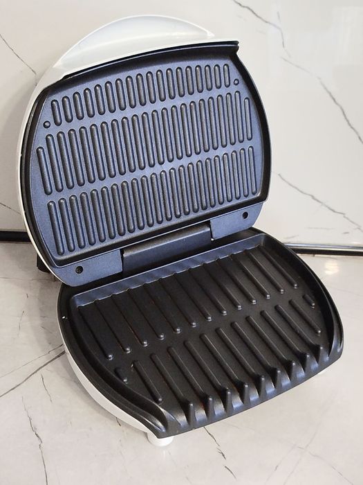 Тостер, вафельниця,барбекю