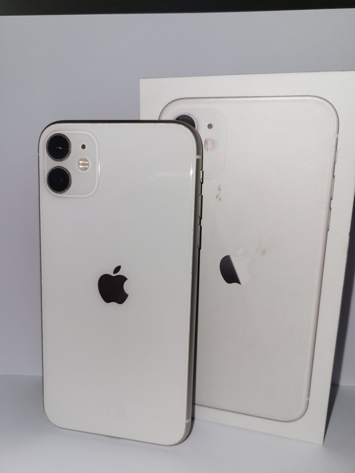 iPhone 11 64gb Biały