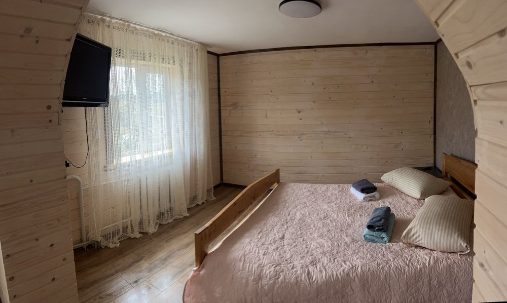 Проживання у Ворохті  Wood House