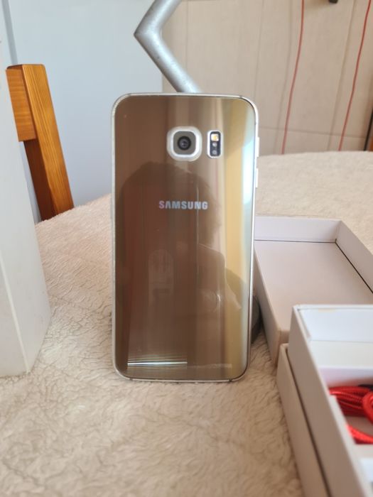 Samsung Galaxy S6 Edge Semi-Novo Dourado