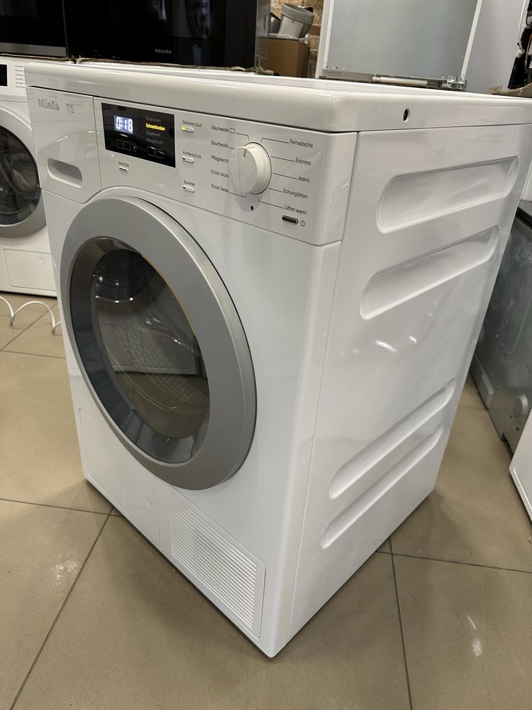 Сушильна машина Miele TKB 440 WP(Німеччина) 8кг. А++ .Лед світло. Стан