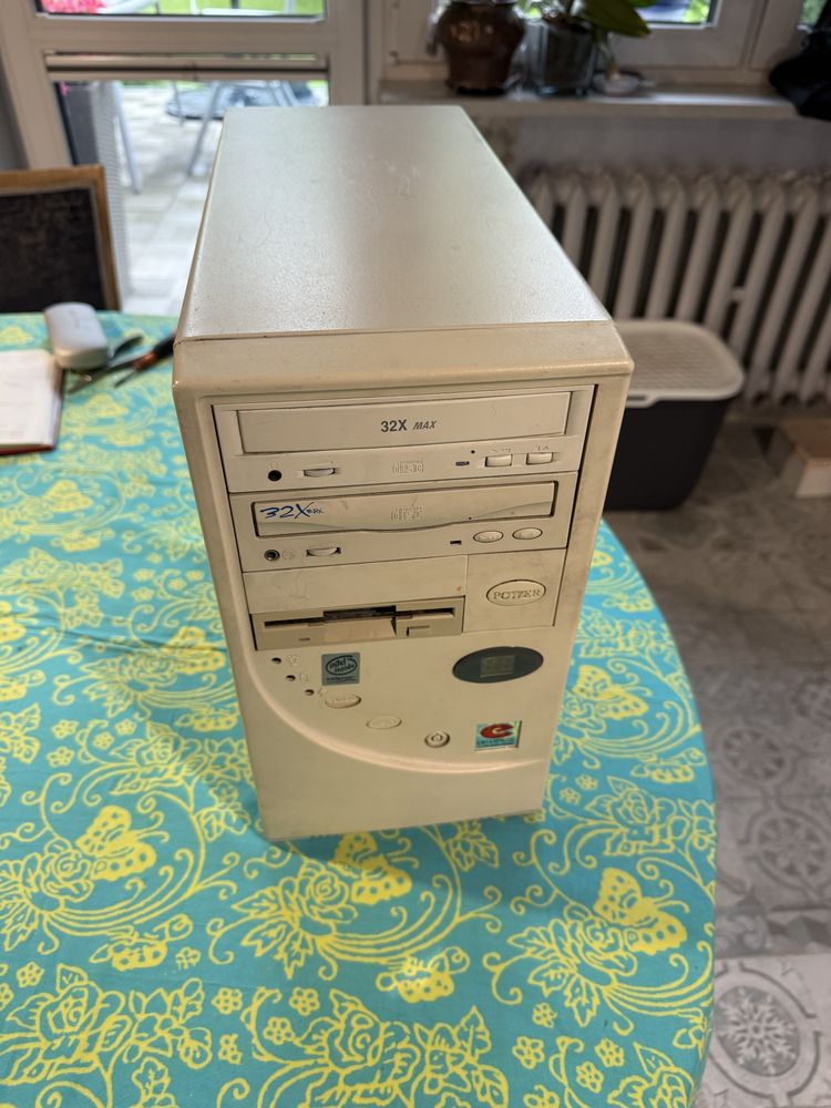Zestaw retro komputery