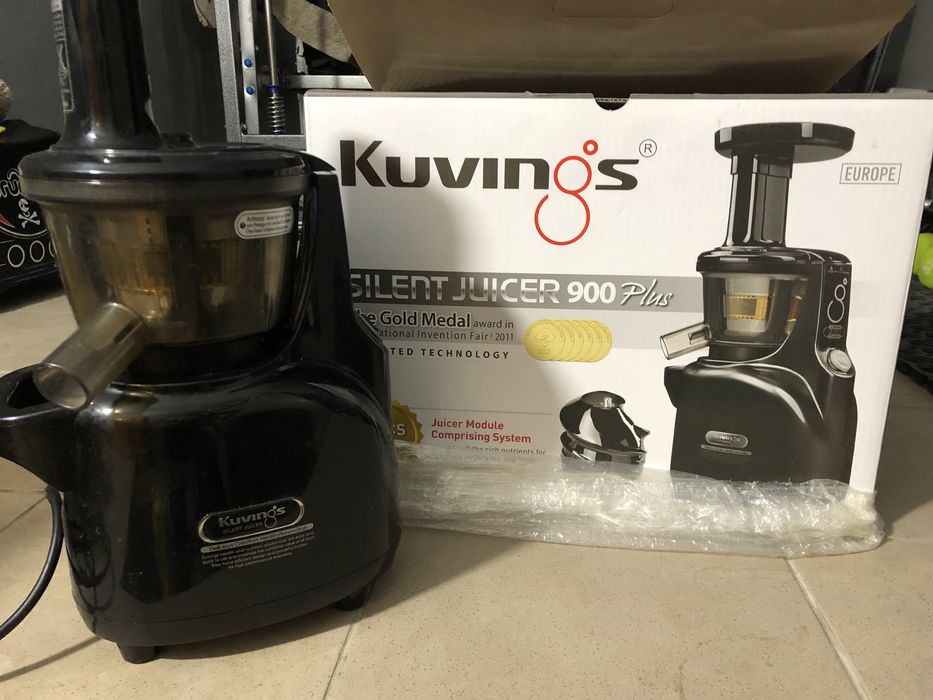 Cоковитискачка соковижималка шнекова Kuvings NS 998