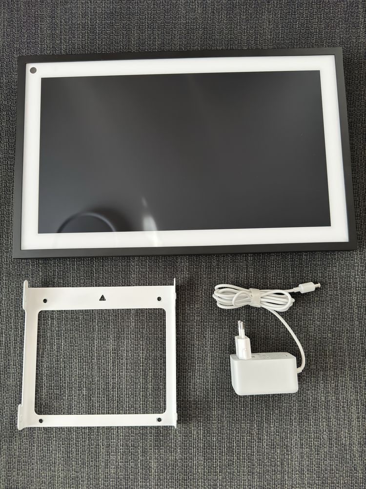Amazon Echo Show 15 - smart wyświetlacz z Alexa, stan bardzo dobry