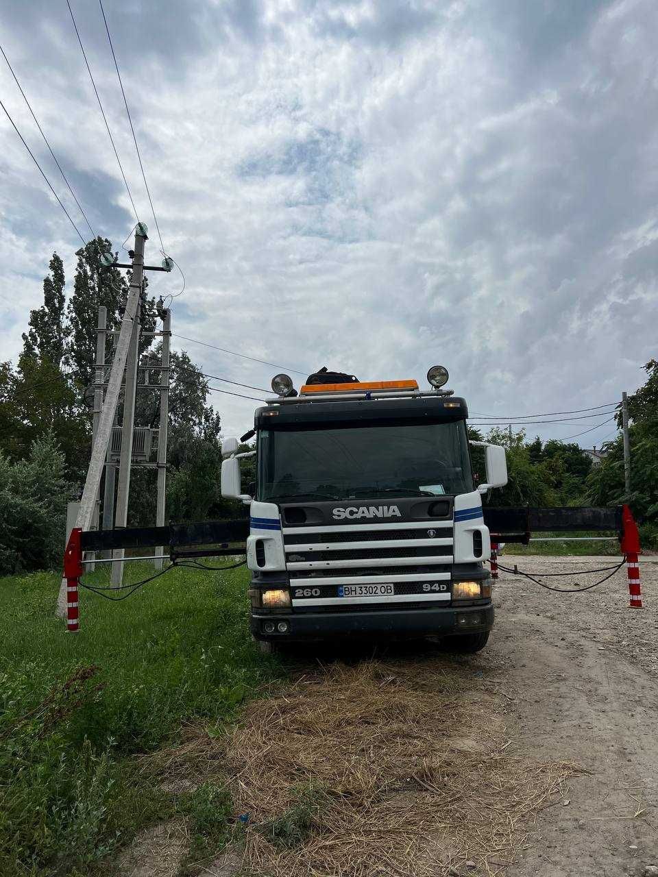 Scania 94 2004/HIAB 245