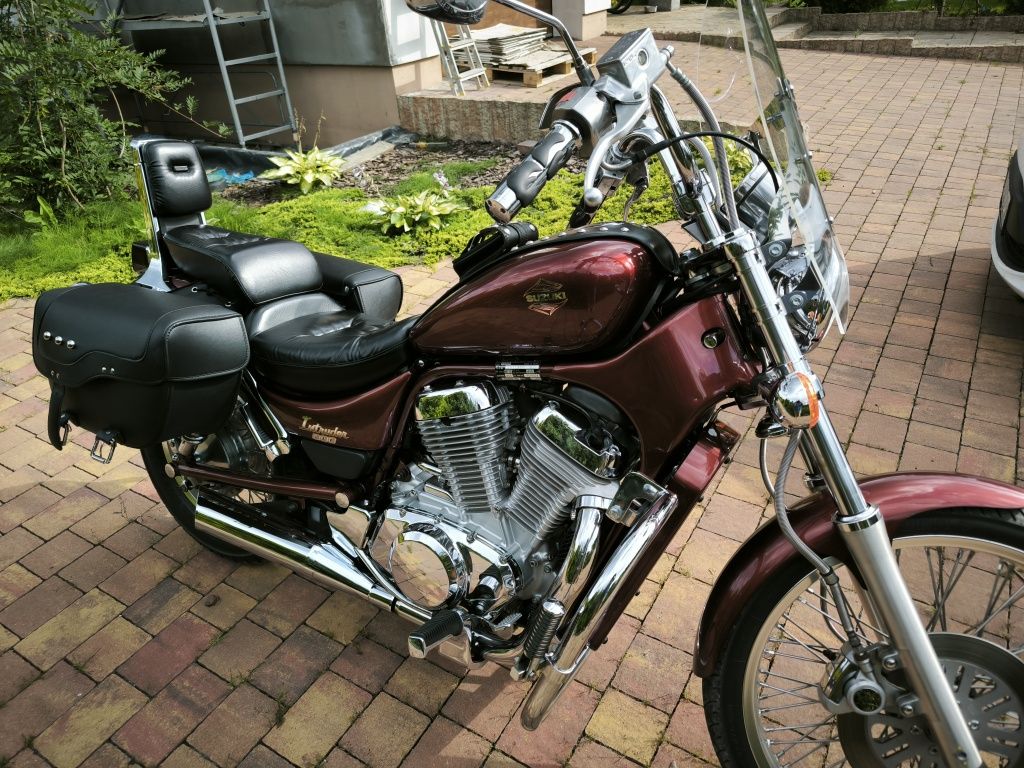 Suzuki Intruder vs800. Stan kolekcjonerski