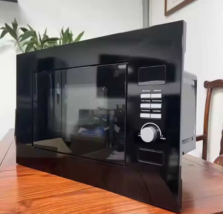 Мікрохвильова піч 600w