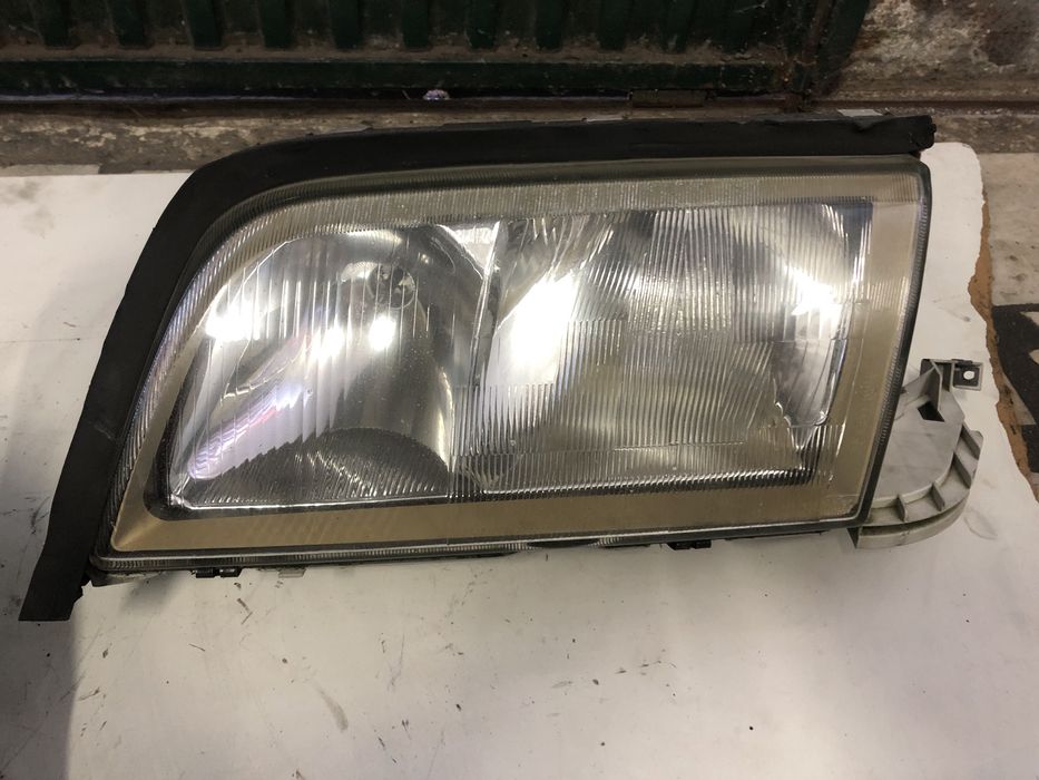 Farol Mercedes W202 CDI, Bosch/Valeo