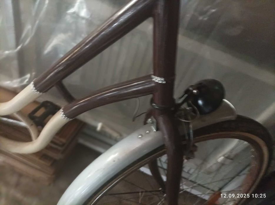 Rower damski kremowo brazowy