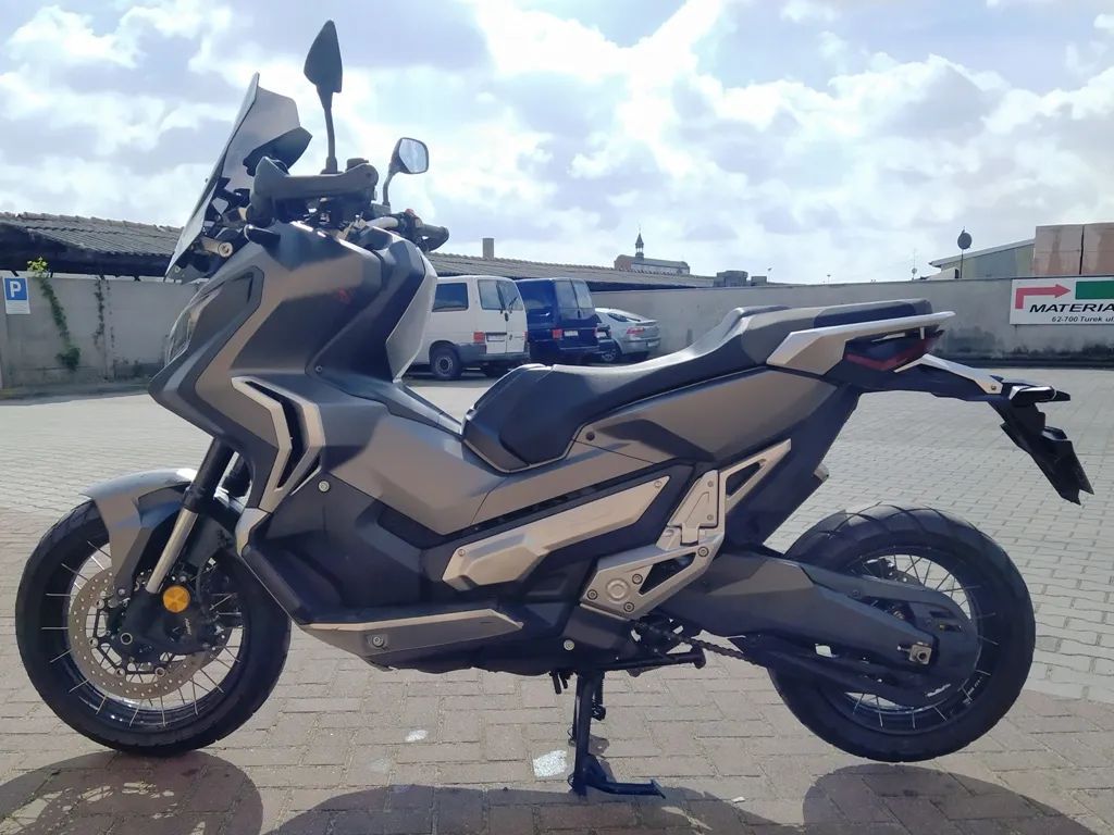 Honda X-ADV Honda X-ADV 750 A2 35 kw