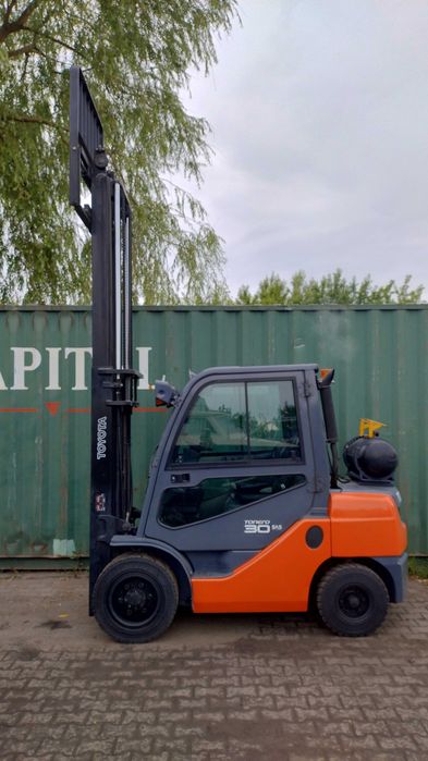 Wózek Widłowy Toyota 8 FGF 30