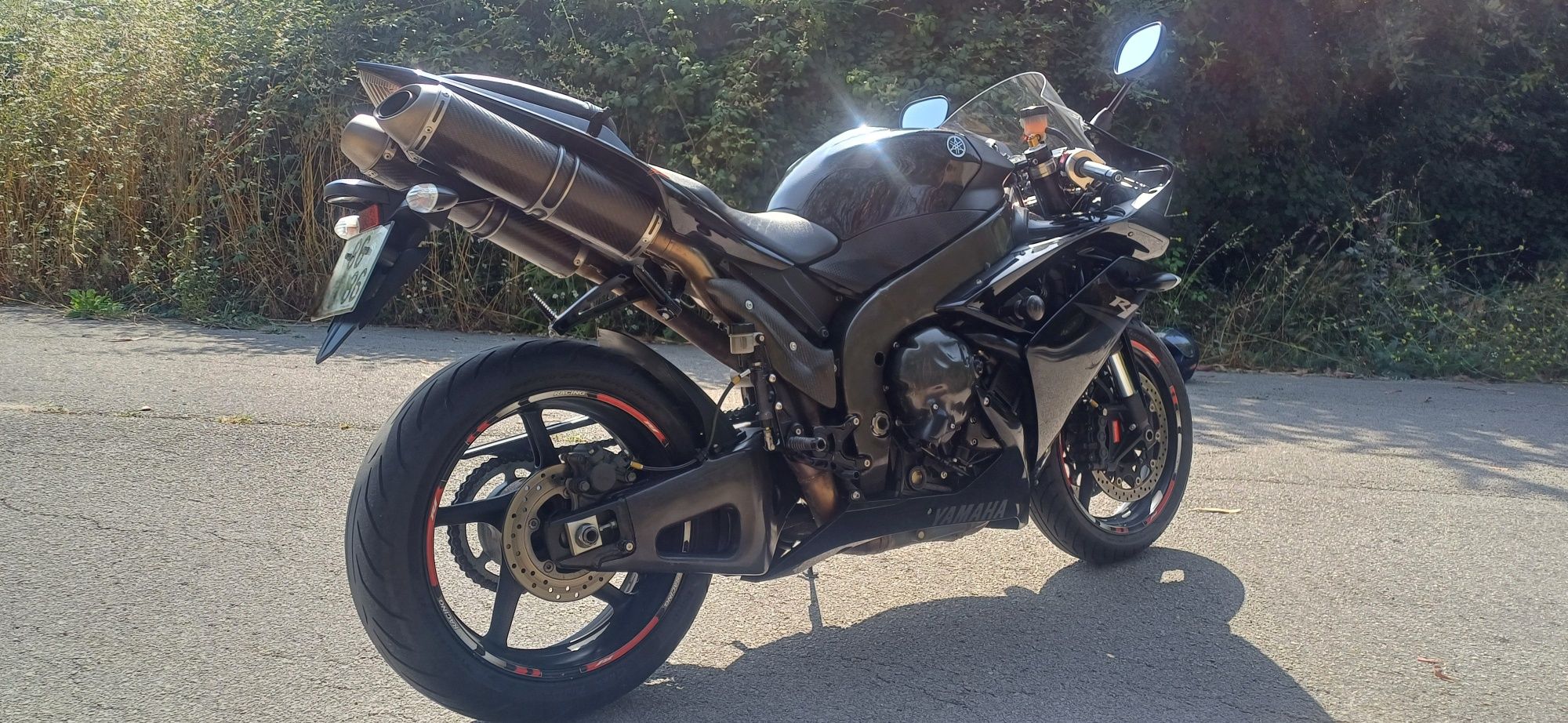 Vendo Yamaha r1 rn19