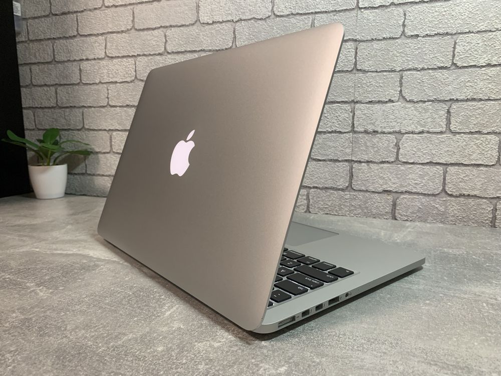 MacBook Pro 13 Early 2015 (13.3”Retina/Core i5/8GB/SSD 128) ноутбук