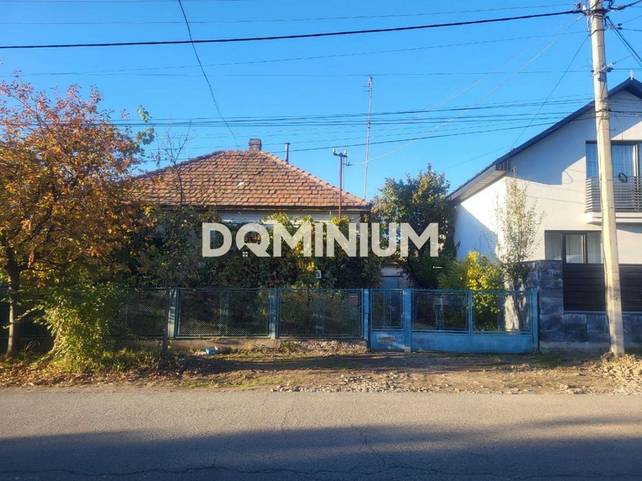 Продається затишний будинок у центрі Виноградова