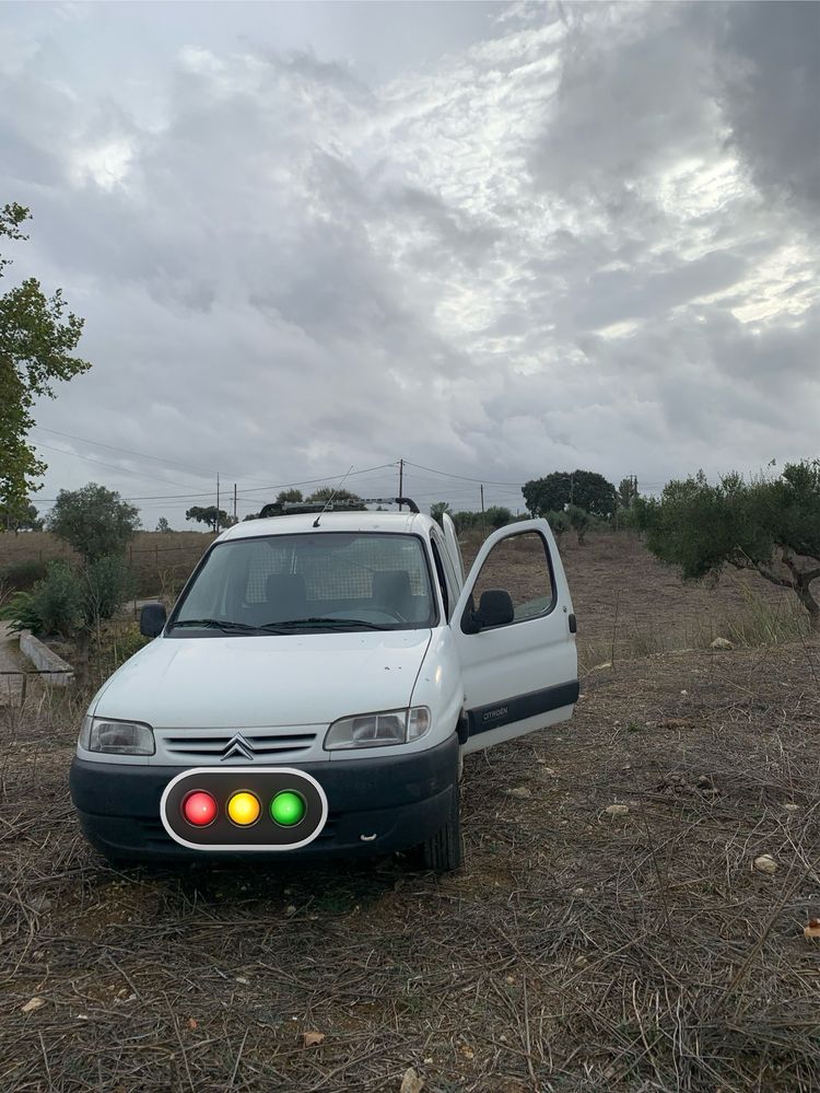 Citroen berlingo 1.9D (a 3 cilindros )
