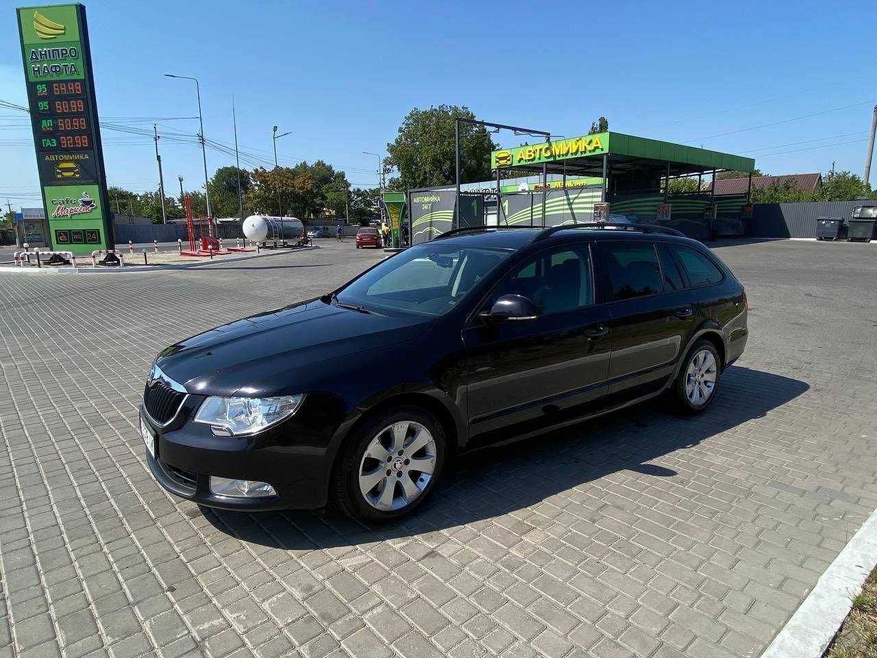 Skoda Superb 2011