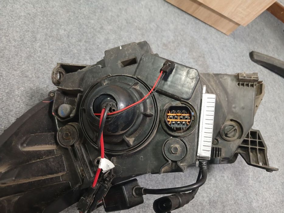 Фара кіа Ріо 2013