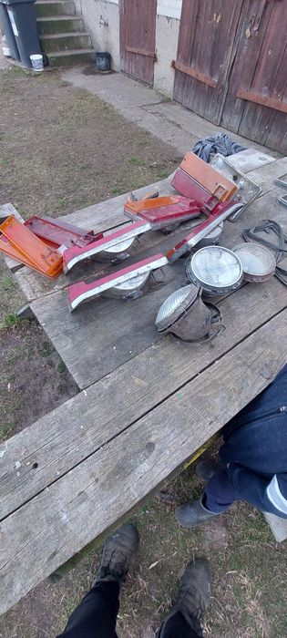 Lampy klosze fiat 126p audi światła