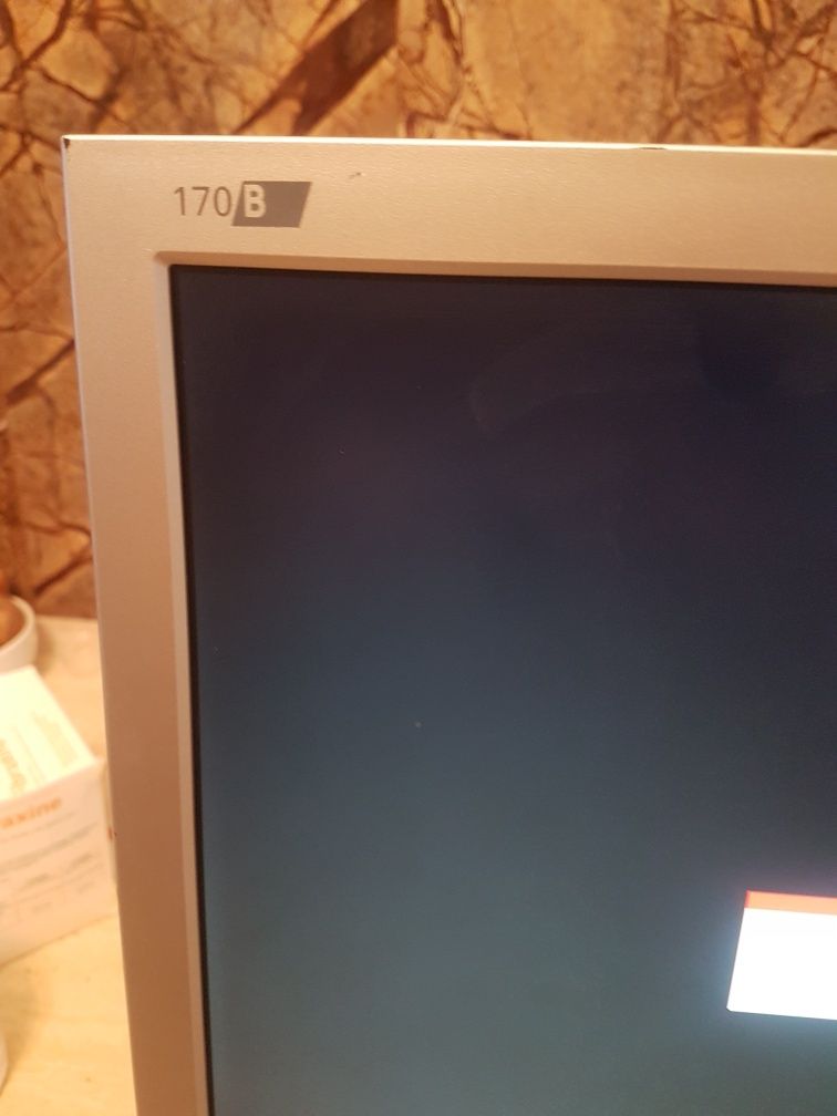 Monitor Philips 17 cali