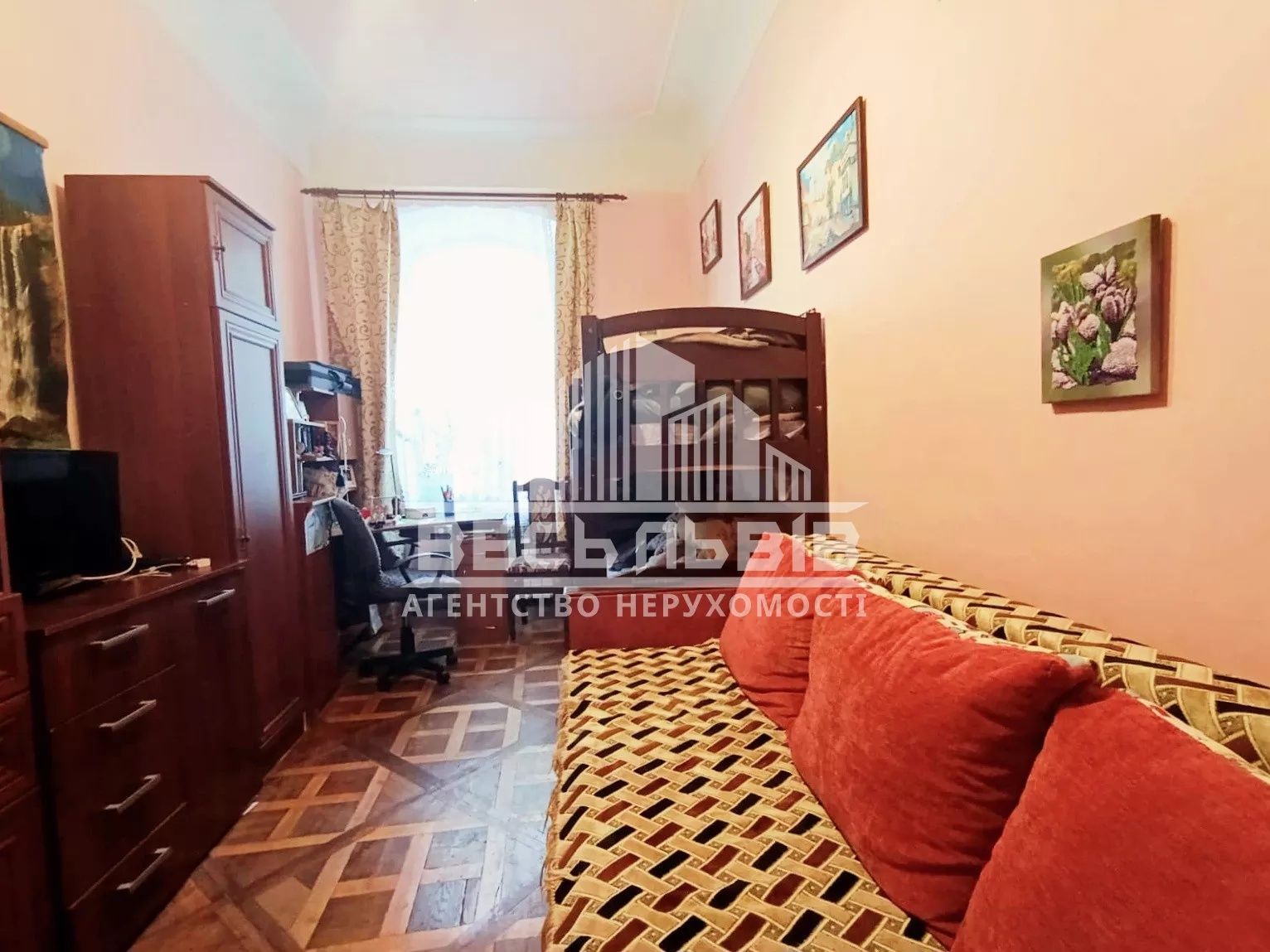 Продаж квартири в центрі, вул. Коперника ( Палац Потоцьких )