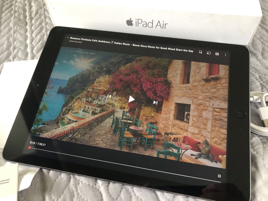 iPad AirАйпад планшет +зарядка+стилус