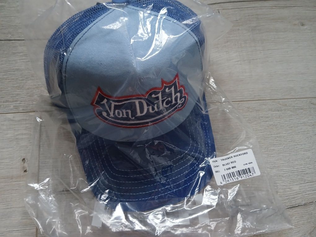 Nowa czapeczka von dutch