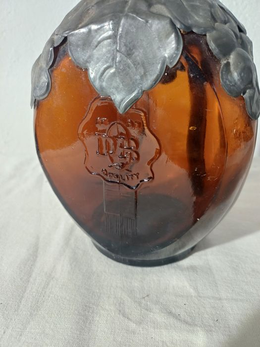 Stara karafka okuta cyna