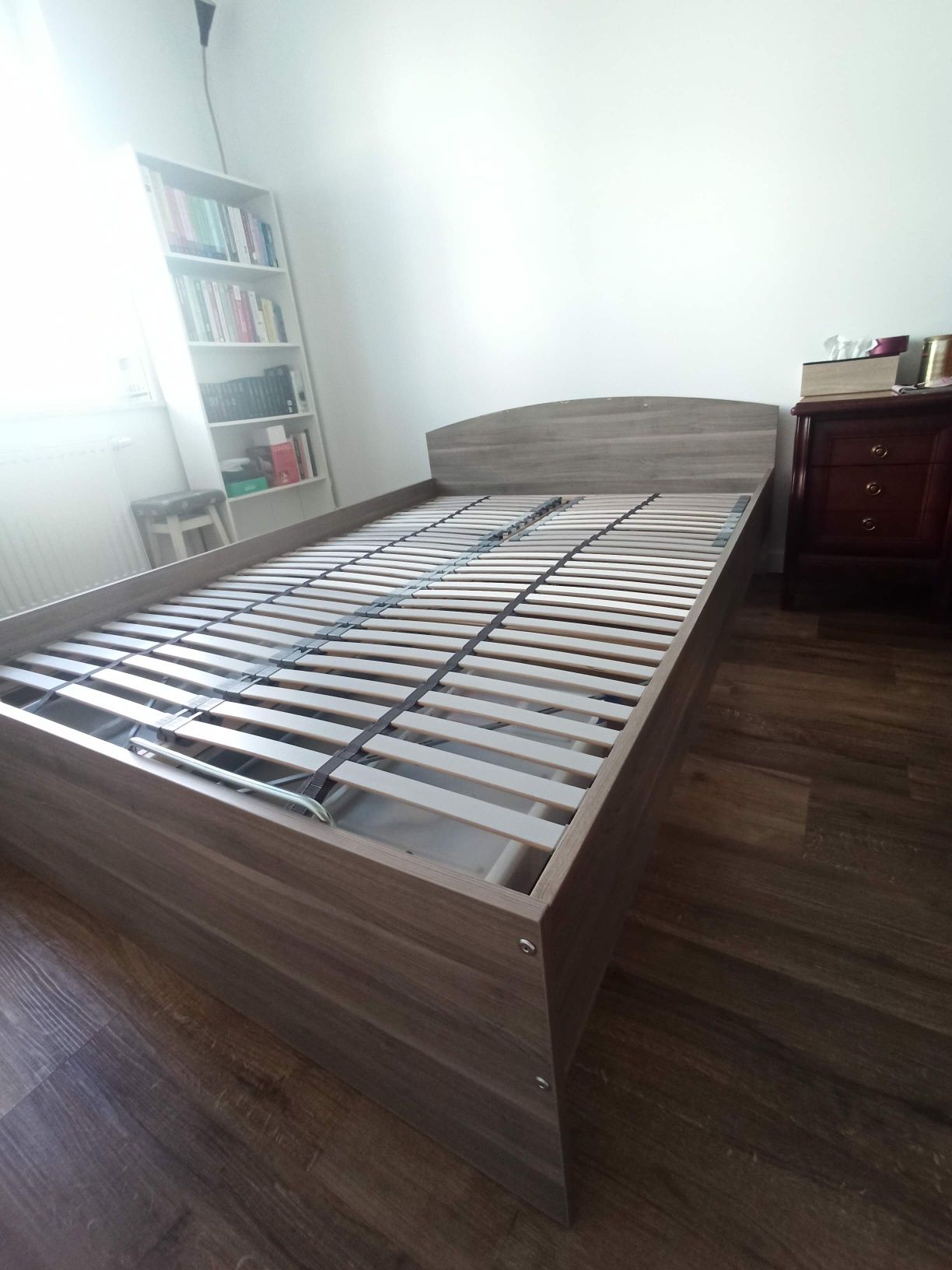 Łóżko Ikea ze stelażem rama łóżka na materac 140x200