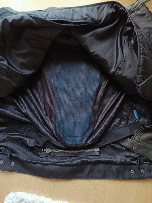 Revit - Blusão em pele de motociclista, modelo Gibson, sem defeitos