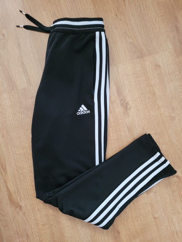 Spodnie dresowe Adidas climacool rozmiar 152