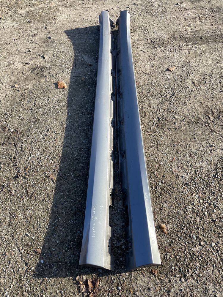 Próg progi prawy lewy R klasa w251 lift long c792