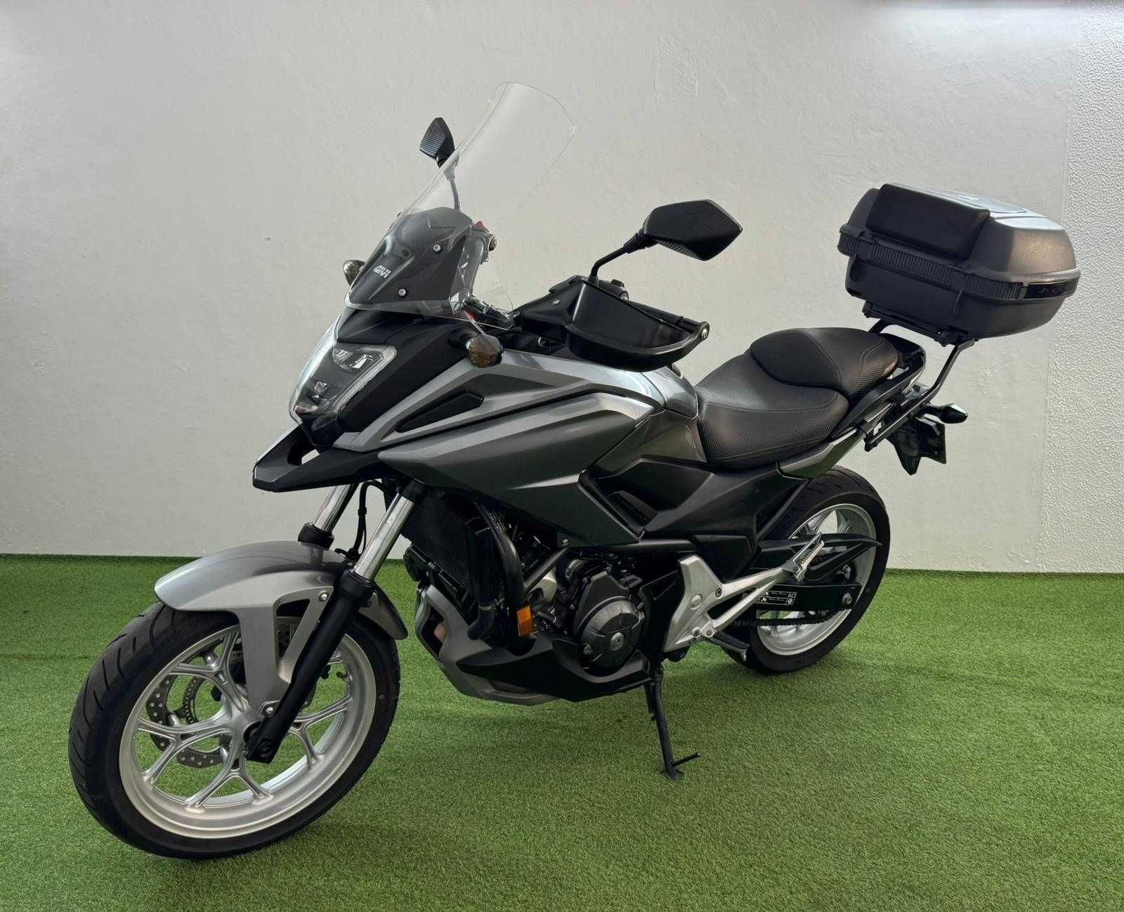 Honda NC750X DCT 2017