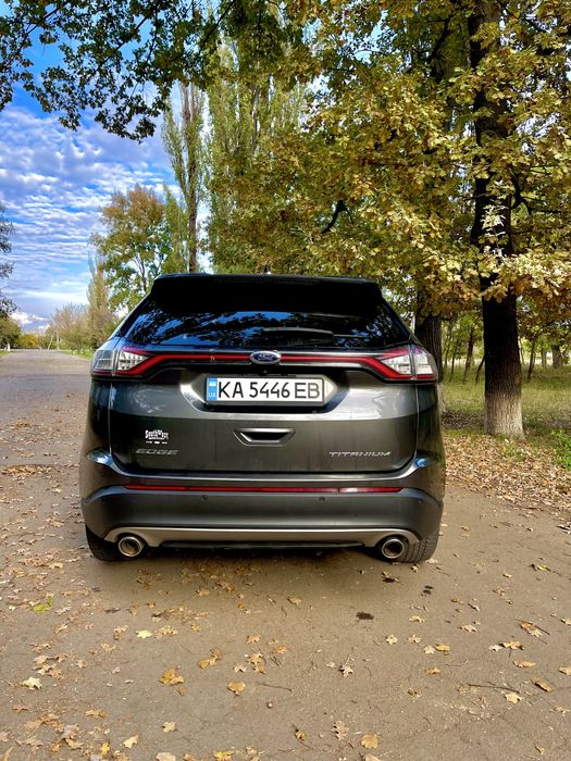 Авто Ford edge titanium