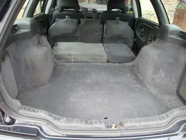 Продам VOLVO V40 2000р