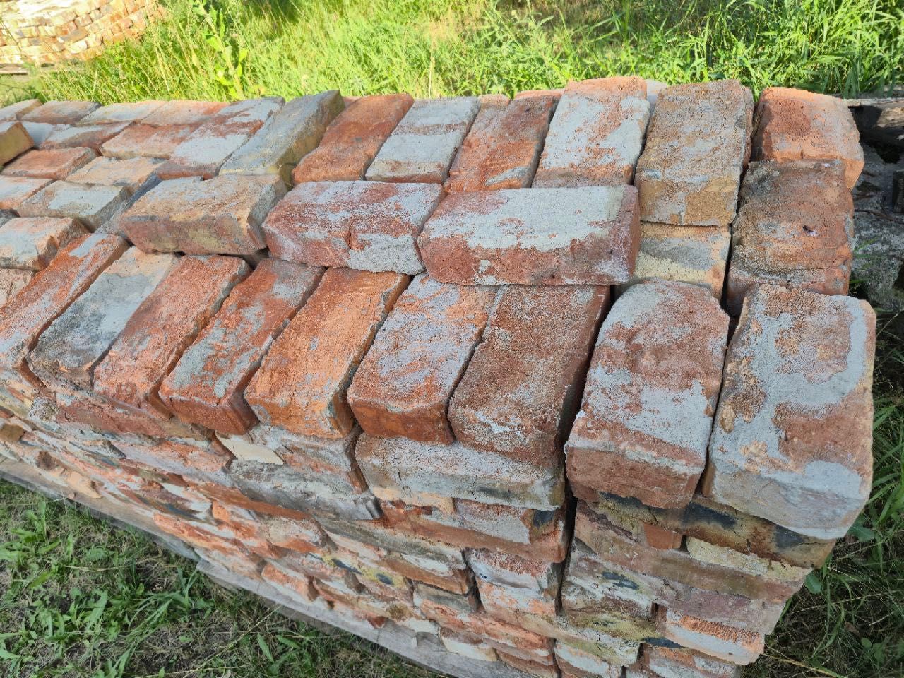 Червона цегла б/у кирпич