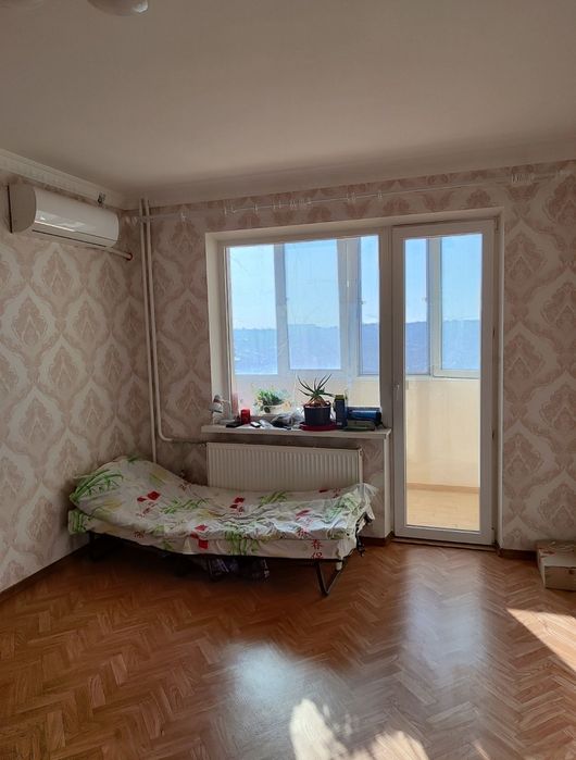 Продаєтся 3х.к Апрельская