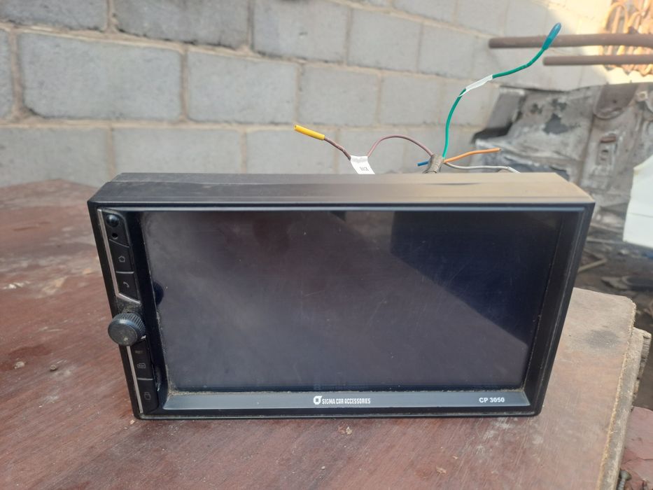 Продам 2109 не на ходу/коробка 5 ст/магнитола/двигатель 2103