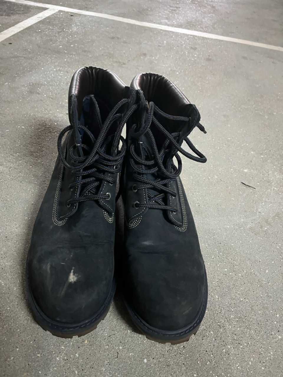 botas confortáveis no tamanho 45

bom estado