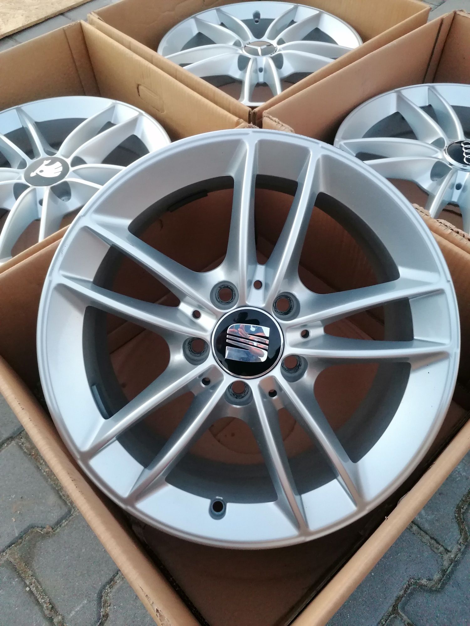 #M11 Alufelgi R16 5x112 ET44 Mercedes Audi VW Seat Skoda BMW Mini