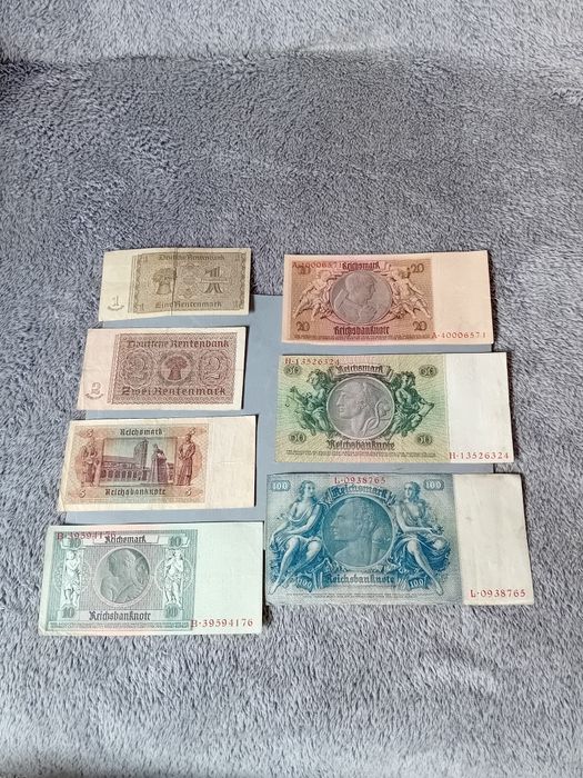Przedwojenne banknoty niemieckie.